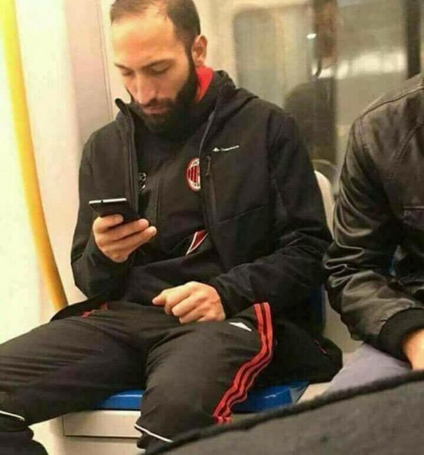 34379713_2051979058353338_8769762566286082048_n.jpg
