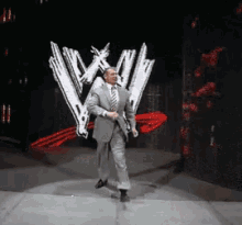 tenor (2).gif