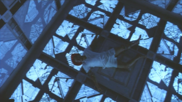 vlcsnap-2019-12-06-23h07m48s119.png