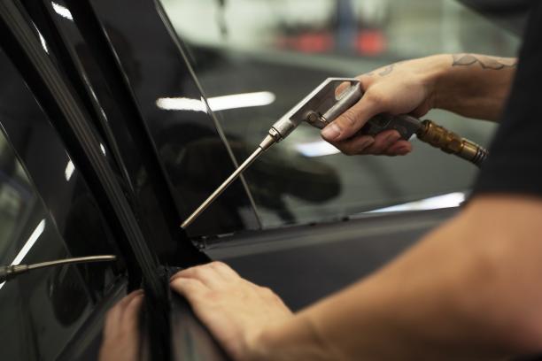 Auto glass replacement.jpg